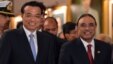 PM China Li Keqiang (kiri) dan Presiden Pakistan Asif Ali Zardari dalam pertemuan di Islamabad, Rabu (22/5). 