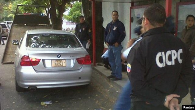 Un diplomático costarricense fue secuestrado en Caracas, recordando el secuestro del embajador de México en Venezuela, el pasado 30 de enero, que se muestra en esta foto.