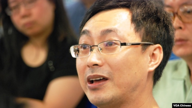 莊老師擔心國民教育指引會造成學生之間互相揭發