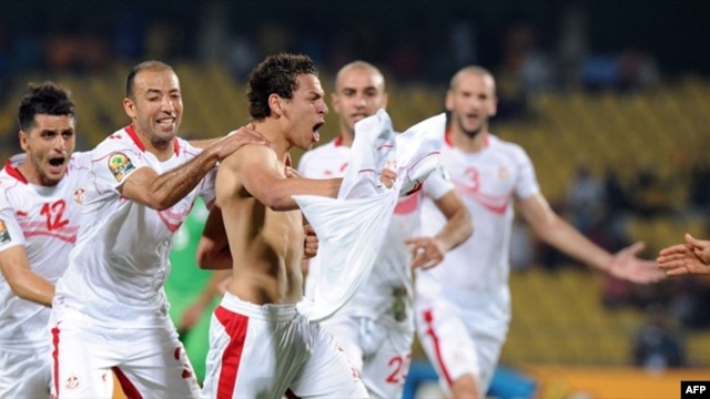 Le Tunisien Youssef Msakni, auteur du but gagnant contre l'Algérie. (AFP)