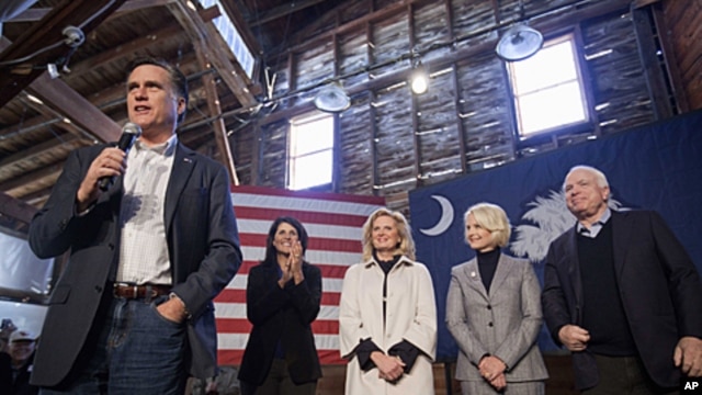 Republican presidential candidate former Massachusetts Governor Mitt Romney speaks at a campaign event in Conway, South Carolina, Jan. 6, 2012.