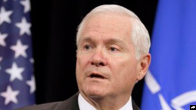 US Defense Secretary Robert Gates (file photo)