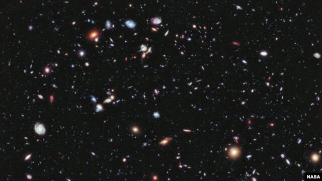 Viễn vọng kính không gian Hubble của NASA giúp các nhà khoa học nhìn thấy được các thiên hà hình thành từ 13,2 tỉ năm, gần với thời hình thành vũ trụ, được ước tính vào khoảng 13,7 tỉ năm