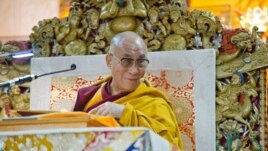 Dalai Lama gives teachings to students from Southeast Asia