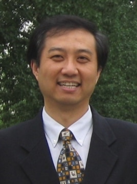 北京语言大学教授张华（照片由本人提供）