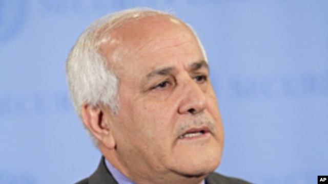 The Palestinian envoy to the U.N. Riyad Mansour speaks to reporters, Nov. 3, 2011 at United Nations headquarters.