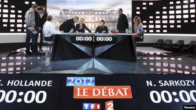 Estudio de televisión en donde se llevará a cabo el debate por la elección presidencial de Francia, esta noche de 2 de mayo de 2012.