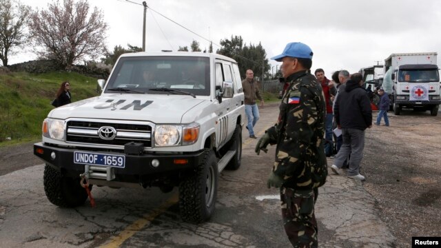 http://gdb.voanews.com/A72EA41C-2CD0-44BF-BA47-46D1173E0B52_w640_r1_s.jpg