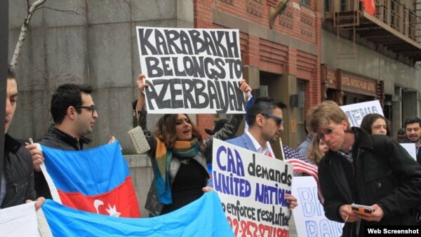 BMT-nin qarşısında aksiya