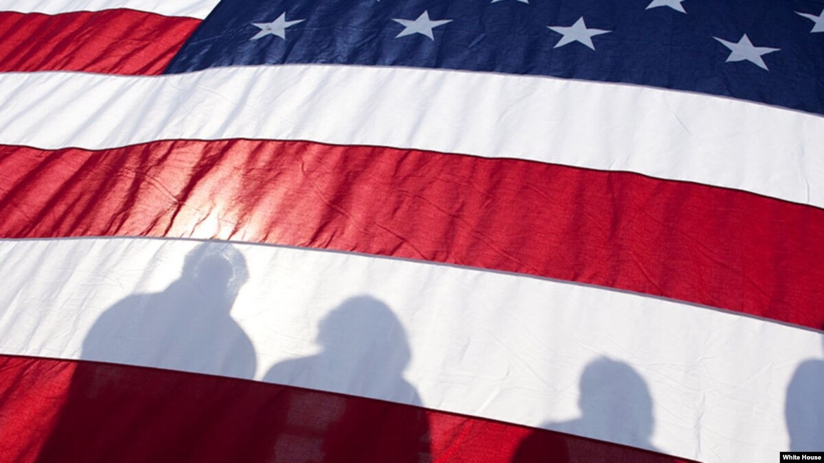 EE.UU. celebra el Día de la Bandera