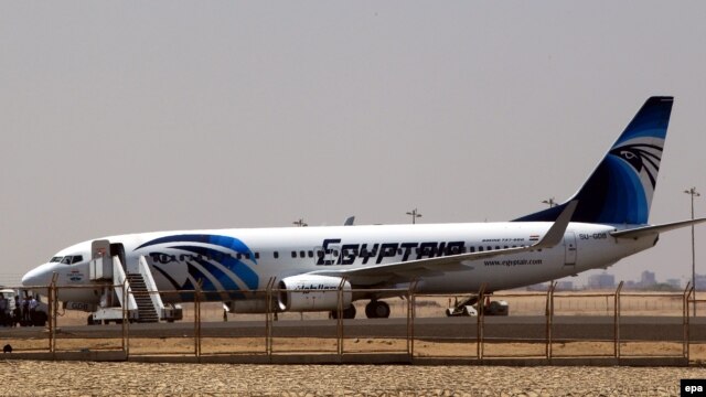 Một máy bay chở khách của Hãng Hàng Không Ai Cập.