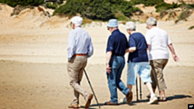 Đi bộ trong nắng, thể dục cho người cao niên