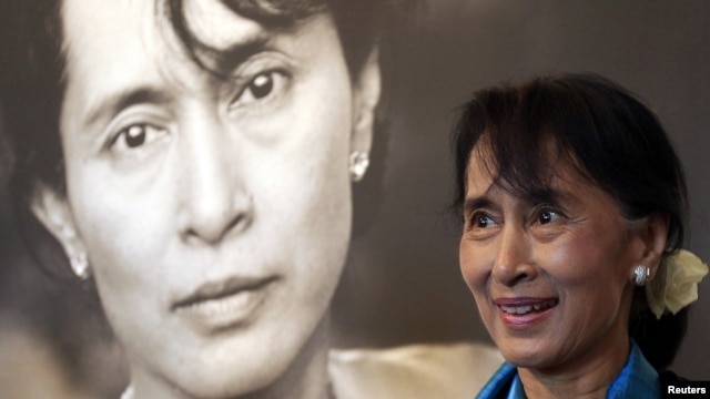 Burmese opposition leader Aung San Suu Kyi tours the Nobel Peace center in Oslo, Norway June 16, 2012.