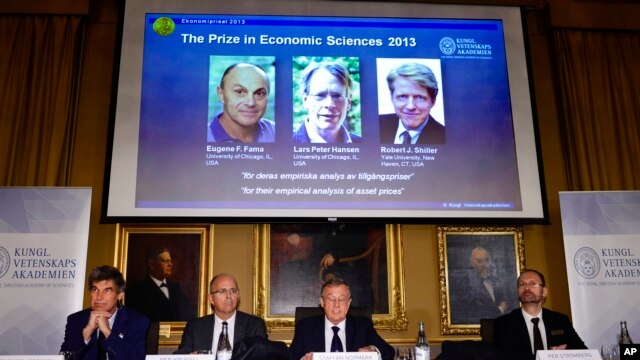 Ba người Mỹ đoạt giải Nobel kinh tế 2013 Eugene Fama, Lars Peter Hansen và Robert Shiller.