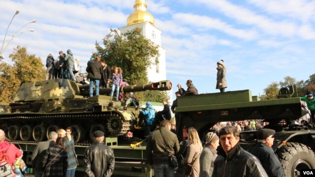 14 октября, на Михайловской площади Киева. Выставка «Сила Непокоренных