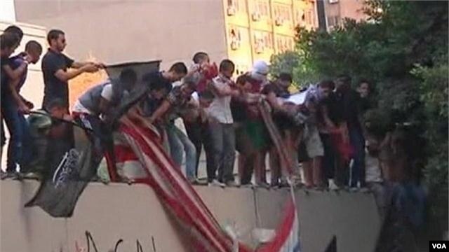 Masu zanga zanga da ta yi sanadiyyar mutuwar jakadan Amurka A Libya