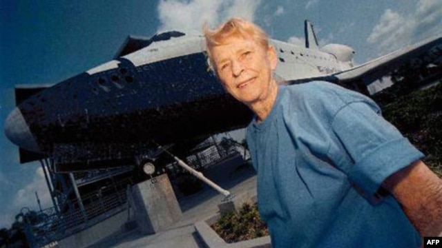 Jerrie Cobb, one of the Mercury 13, at the Kennedy Space Center Visitor Complex in Florida in 1998 