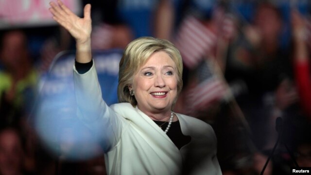 Hillary Clinton parece enfocada ya en la elección general.