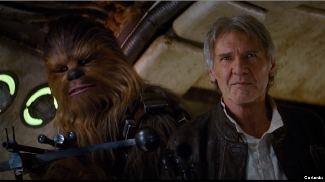 Chewbacca y Han Solo aparecen en el nuevo adelanto de la nueva entrega de la Guerra de las Galaxias: La Fuerza Despierta.