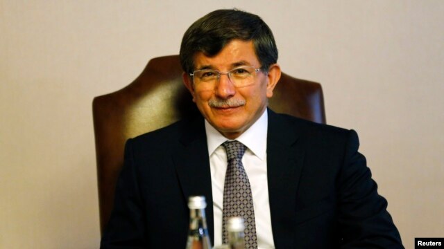 Ngoại trưởng Ahmet Davutoglu trong một cuộc họp nội các ở Ankara.