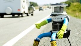 HitchBot do të rikthehet në Amerikë
