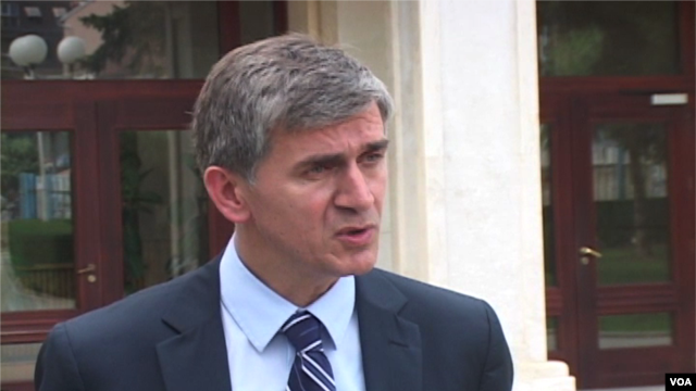 Arbër Vllahiu, zëdhënës i presidentes së Kosovës