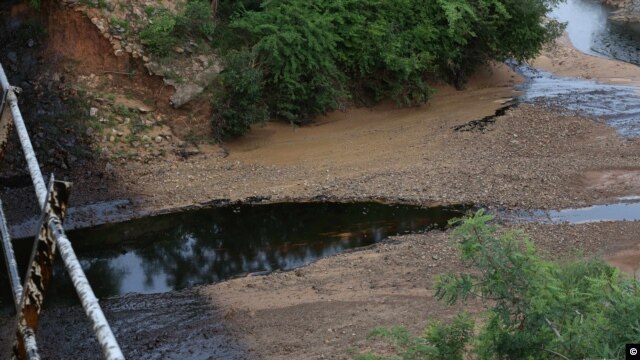 Mfano wa mgodi ulioporomoka na kuwafukia wachimbaji wadogo wadogo wa madini