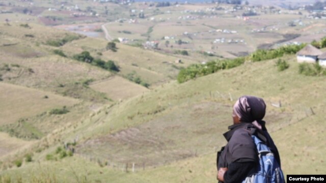 Many South Africans, like Nongezi Sinkile, must walk very far across treacherous terrain to access healthcare (Photo:D.Taylor)