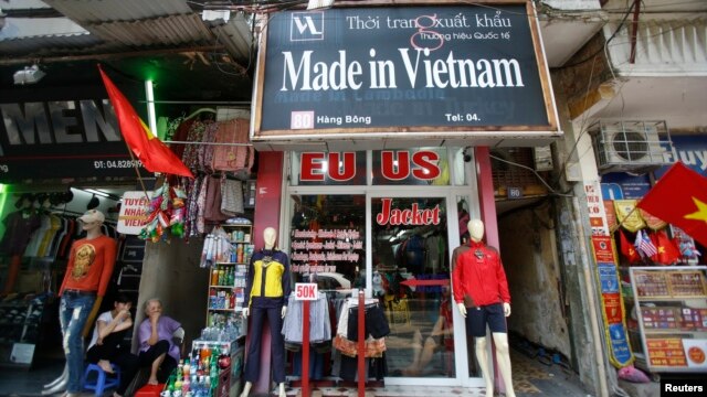 Cửa hàng bán quần áo ở Hà Nội
