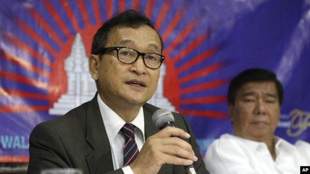 Foreign Affairs Minister Hor Namhong is suing Sam Rainsy for comments he made that linked the minister to the Khmer Rouge, during a speech in 2008.