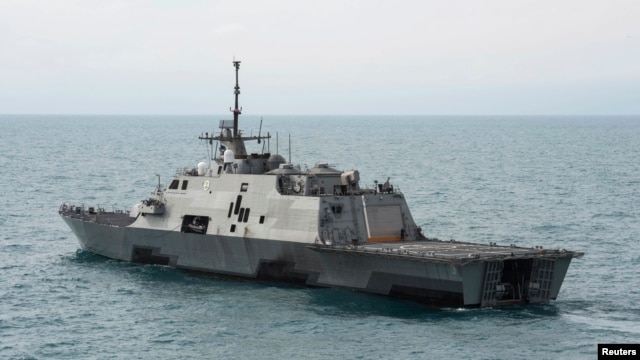 Tàu chiến duyên hải USS Fort Worth của Hoa Kỳ tại vùng biển Java, 7/1/2015.