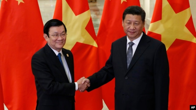 Chủ tịch Trung Quốc Tập Cận Bình kêu gọi đôi bên Việt-Trung giải quyết thỏa đáng những bất đồng, thúc đẩy quan hệ hữu nghị phát triển theo phương châm 16 chữ vàng và tinh thần 4 tốt.