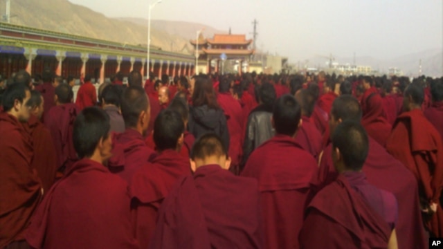 Monks gather at Dolma grounds after Jamyang Palden's self-immolation