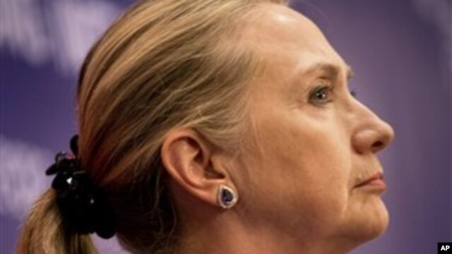 U.S. Secretary of State Hillary Rodham Clinton, in Cambodia Friday, visits Egypt this weekend to meet its new president, Mohamed Morsi of the Muslim Brotherhood. 