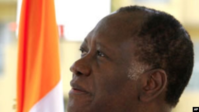 Ivory Coast's presidential claimant Alassane Ouattara attends an interview at his headquarters in Abidjan, 20 Jan 2011.