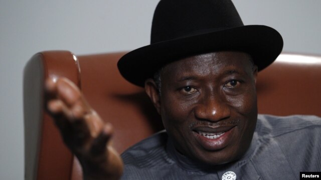 Nigeria's President Goodluck Jonathan speaks during an interview with Reuters in New York, September 26, 2012. 