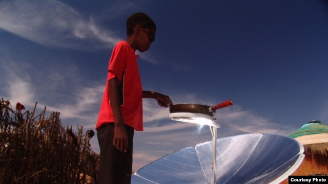The SunFire solar cooker allows heat from the sun to be reflected and concentrated on a central point on the dish, where food can be cooked (SunFire)