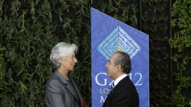 Lagarde ha agradecido a Calderón su ayuda como anfitriónpara conseguir $ 456 mil millones para su organismo.