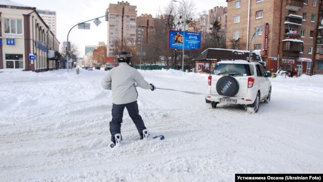 Снігопокаліпсис у Києві. Березень