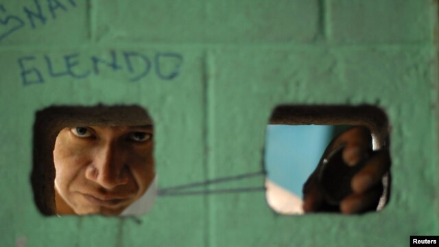 Según informe de EE.UU. el crimen y la violencia ubicaban en 2011 a El Salvador,  con la segunda tasa más alta de homicidios en el mundo.