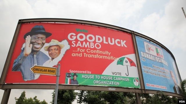 Bango likimwonyesha rais Goodluck Jonathan mjini Abuja, Nigeria. (Chris