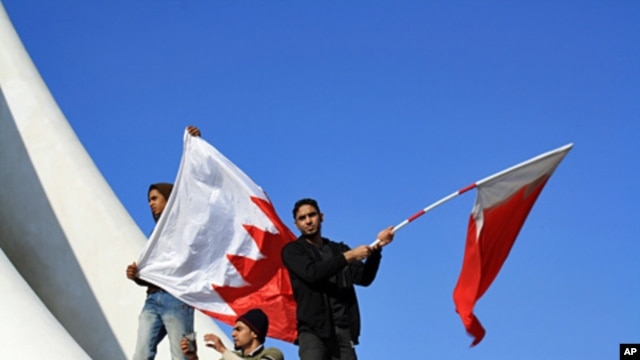 Protesters at the Pearl Roundabout in Bahrain, February 15, 2011