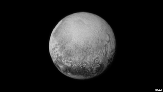 Hình ảnh Diêm Vương Tinh được nhìn thấy từ phi thuyền New Horizons hôm 11/7/2015.