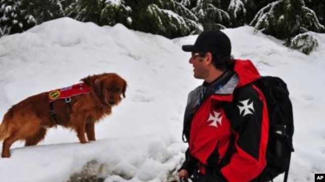 Eric Seelenfreund and his dog Murphy are part of the avalanche rescue team working for the 2010 Winter Olympics at Whistler Mountain