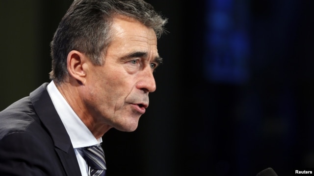 NATO Secretary-General Anders Fogh Rasmussen addresses a news conference in Brussels, November 5, 2012. 