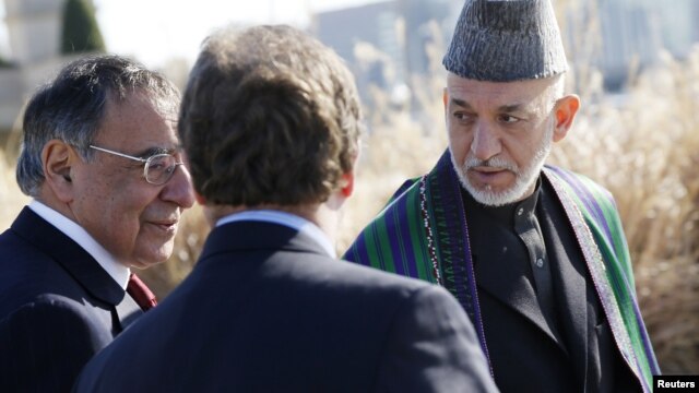 Sekretar za odbranu Lion Paneta i avganistanski predsednik Hamid Karzai