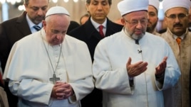 Papa: të dënojmë terrorizmin që kryhet në emër të Islamit