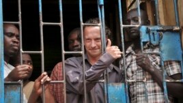 David Cecil, dans sa prison à Kampala