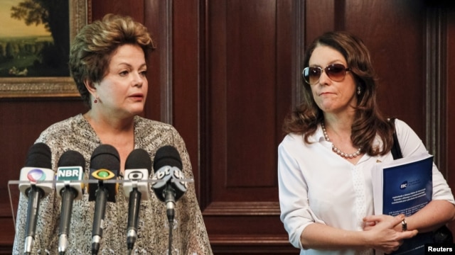 La presidente Dilma Rousseff se refirió en Chile a la tragedia y viajó de inmediato a Santa María. 