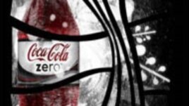 En el anuncio publicitario presenta sus diversas variedades de bebidas bajas en calorías.